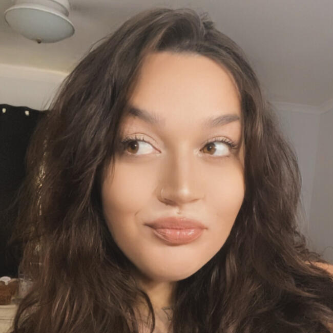 Babysitter in Sunshine Coast: Tailor