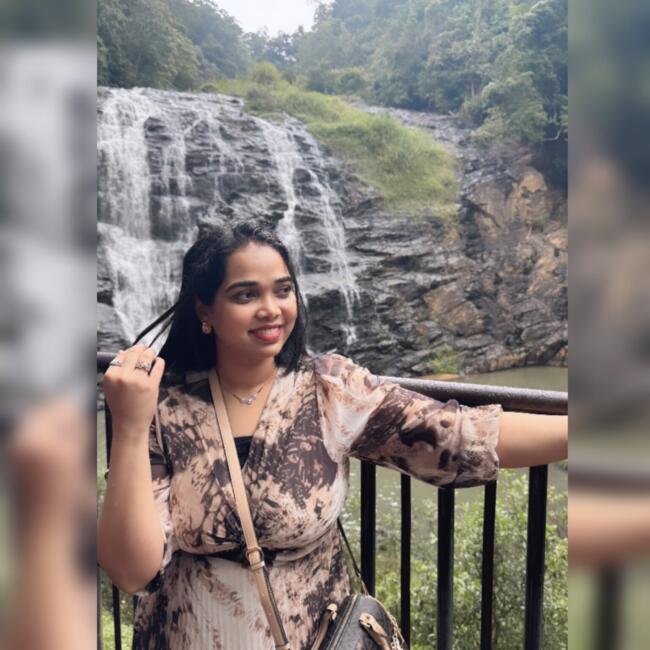 Babysitting job in Mumbai: Smriti