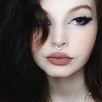 Baby-sitter in Peterborough: Julia