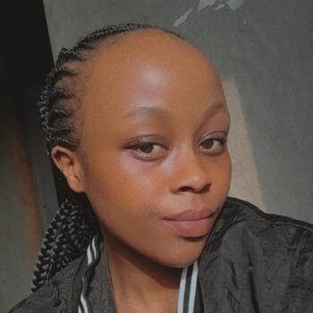 Babysitter in Nairobi: Virginia