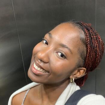 Babysitter in Port Elizabeth: Ayabukwa Mhlaba