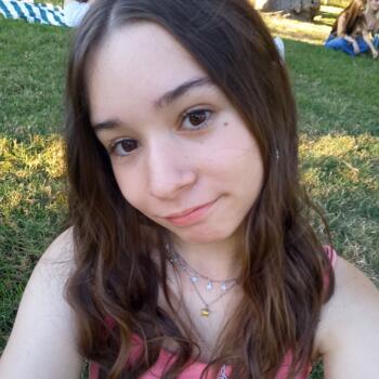 Babysitter in Buenos Aires: Alhue Rivero