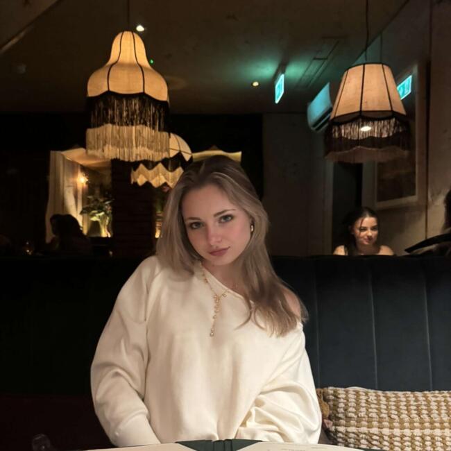 Babysitter in Worcester Park: Mathilde