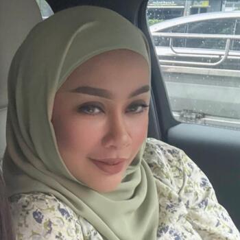 位于Singapore Island的临时保姆: Naqiah