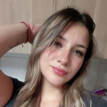 Babysitter in Lota: Tiare