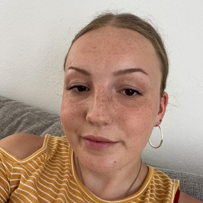 Babysitter in Kranenburg: Alina