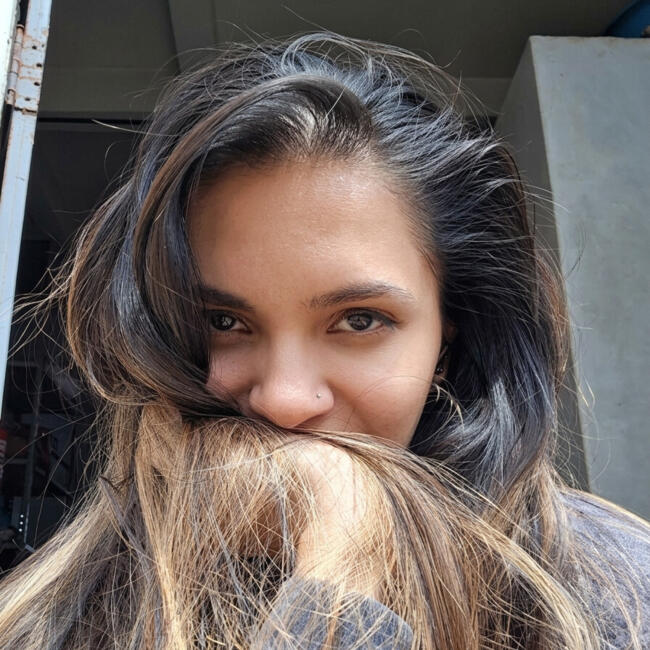 Emprego de babá em Londrina: Joyce