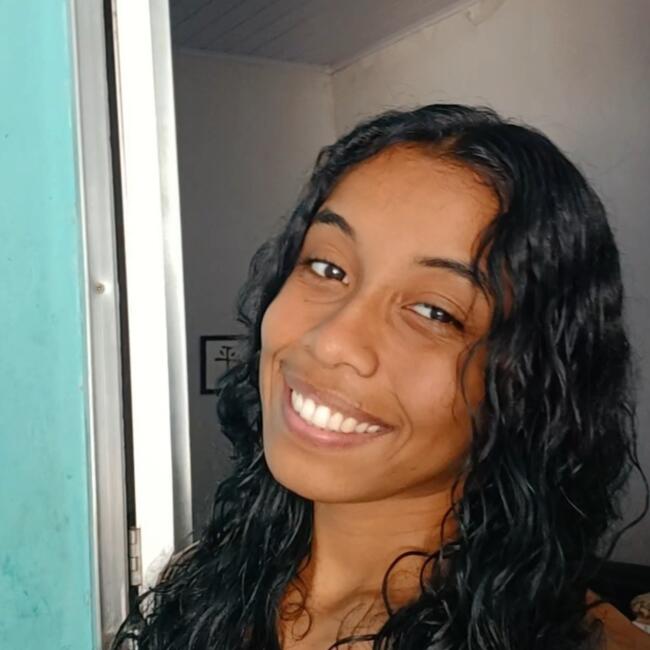 Babá em Maricá: Maria Luiza 
