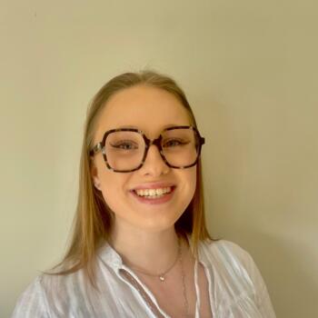 Babysitter in Nantes: Manon