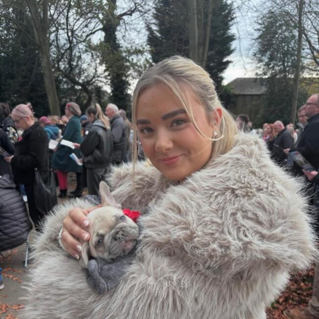 Babysitter in Huddersfield: Hannah