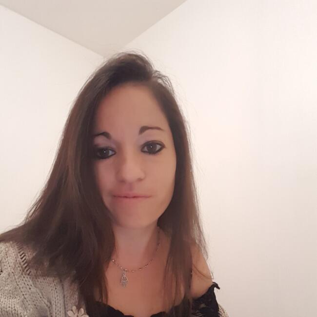 Babysitter in Mornac: Céline