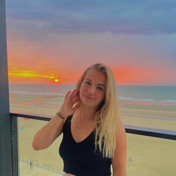 Babysitter Les Bons Villers: Anaïs