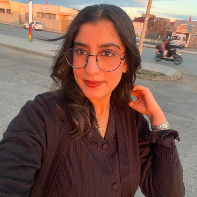 جليسة أطفال في سلا: Khaoula
