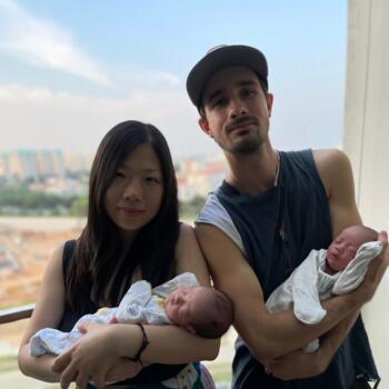 Babysitting job in Singapore Island: babysitting job Eve