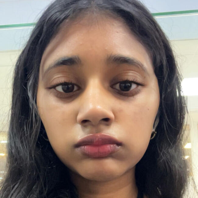 Babysitter in Huddersfield: Ashvina