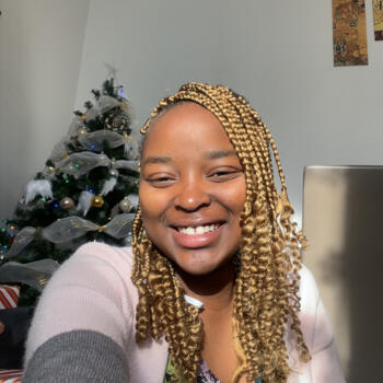 בייביסיטר ב- לייז: Annaelle