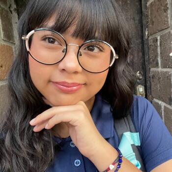 Babysitter in Lourdes: Nayeli