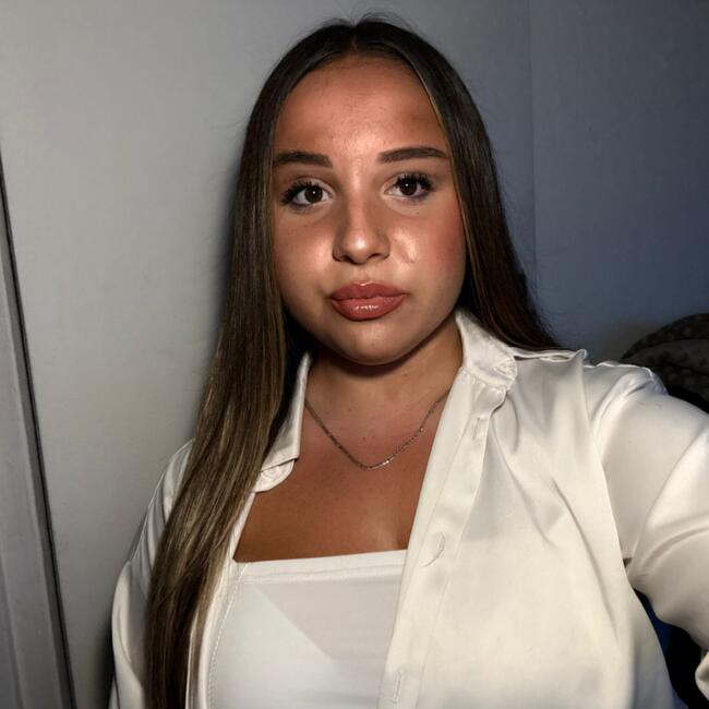 Babysitter in L'Haÿ-les-Roses: Licia