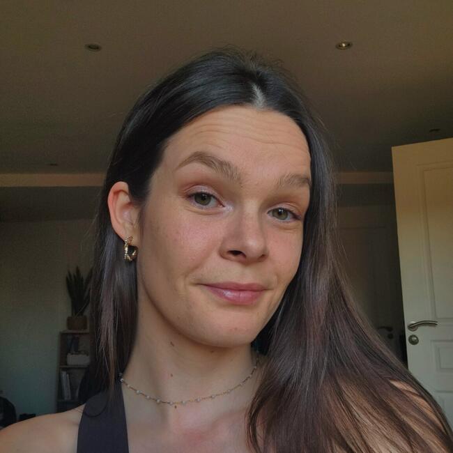 Babysitter in Poncins: Camille