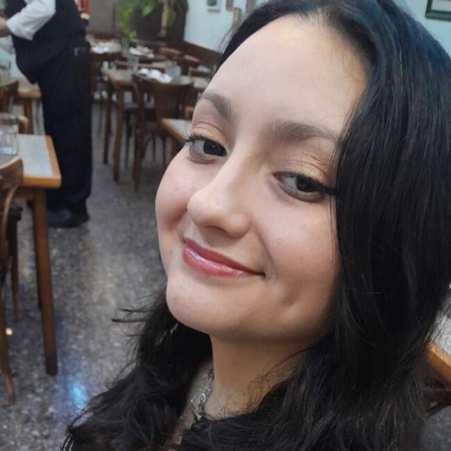 Babysitter in San Fernando: Daniela