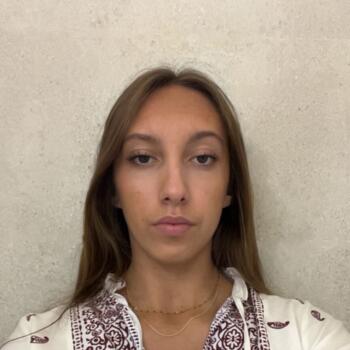 Babysitter Thônex: Oriane