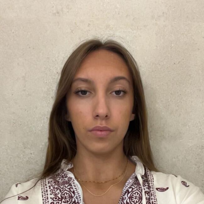 Babysitter in Thônex: Oriane