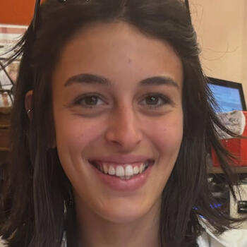 Babysitter in Luik: Carla