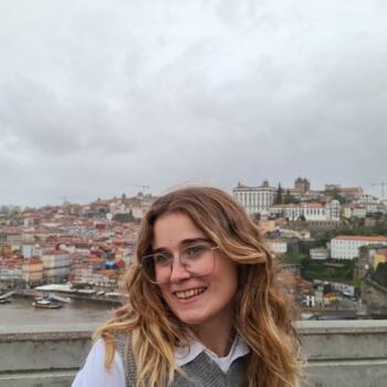Babysitter em São Pedro da Cadeira: Margarida