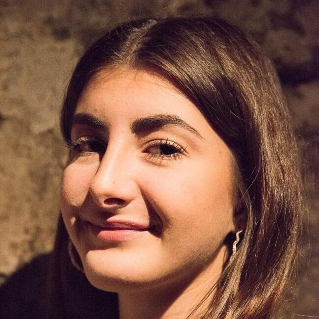 Babysitter in Asnières-sur-Seine: Gaia