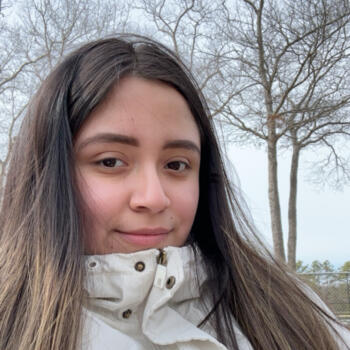 Babysitter in Riverhead: Maria Fernandez