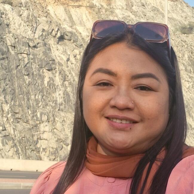 Babysitter in Dubai: Jenna