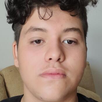 Babysitter em Sesimbra: Daniel