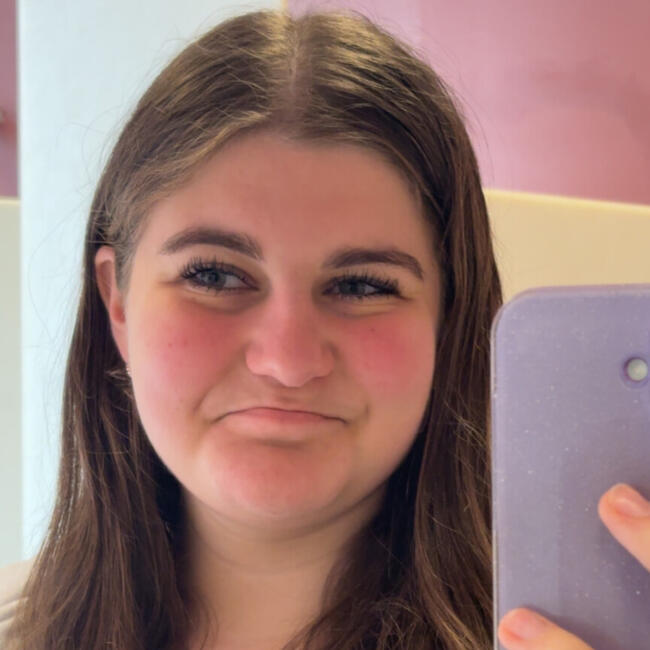 Babysitter in New Paltz: Mackenzie