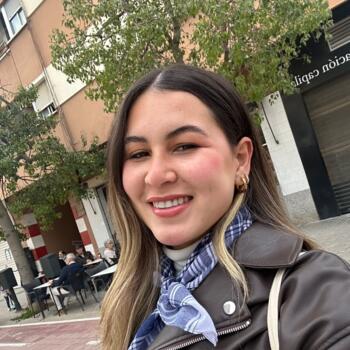 Babysitter in Valencia: Alejandra