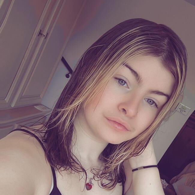 Babysitter in Woluwe-Saint-Pierre/Sint-Pieters-Woluwe: Valentine