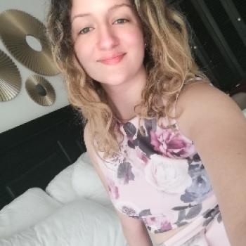 Babysitter Differdange: Janelle