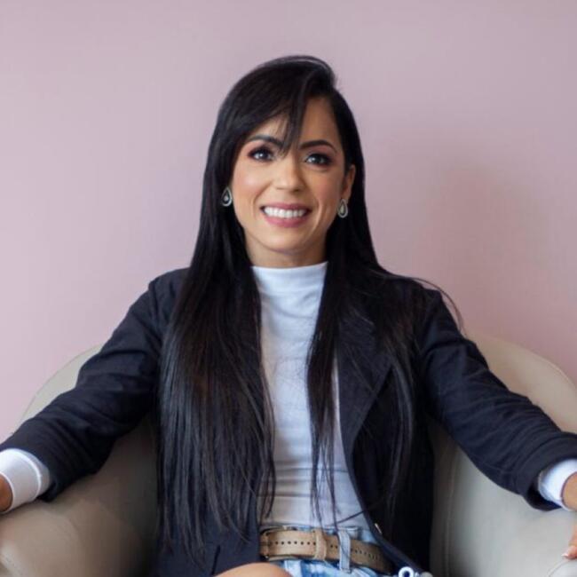 Babysitter in Campos dos Goytacazes: Suellen