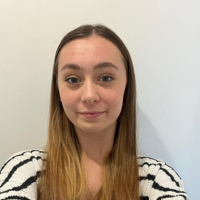 Baby-sitter à Toulouse: Lola