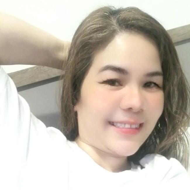 Babysitter in Riyadh: Marion