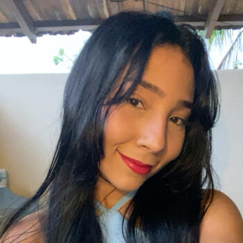 Babysitter in Saquarema: Yasmin