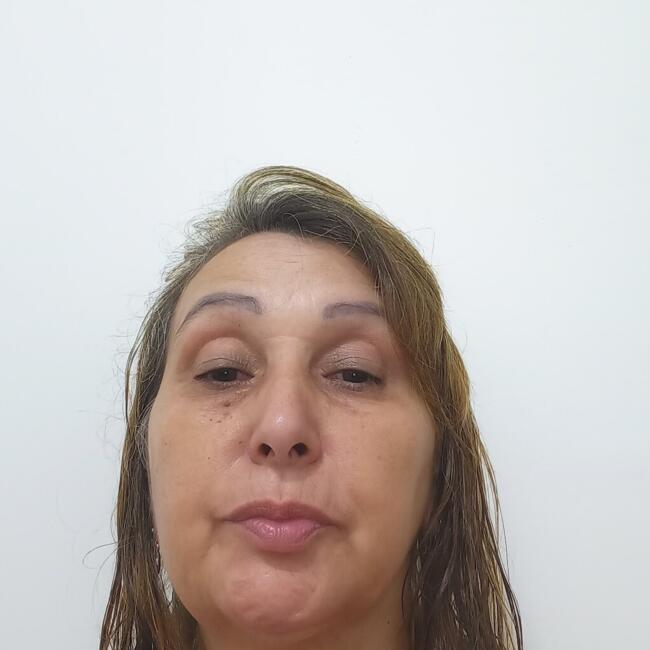 Babá em São José dos Campos: Rosa
