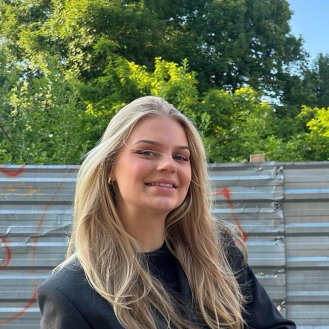 Babysitter in Sydney: Isabelle