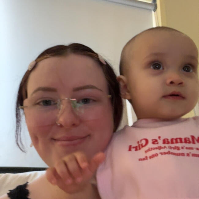 Babysitter in Gold Coast: Victoria