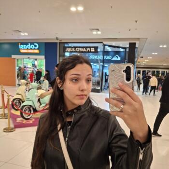 Babá em Canoas: Isabelly