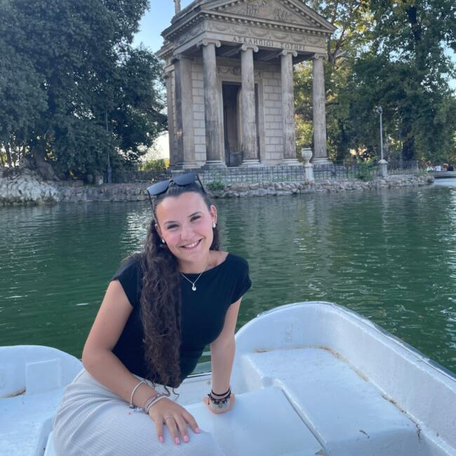 Niñera en Cieza: Lucía