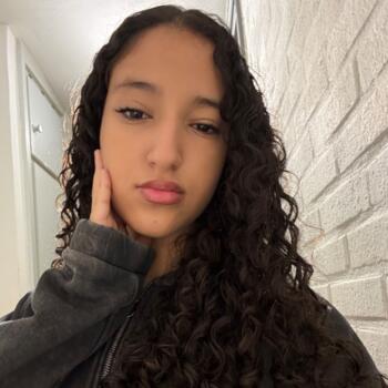 Baby-sitter Maaseik: Kawtar