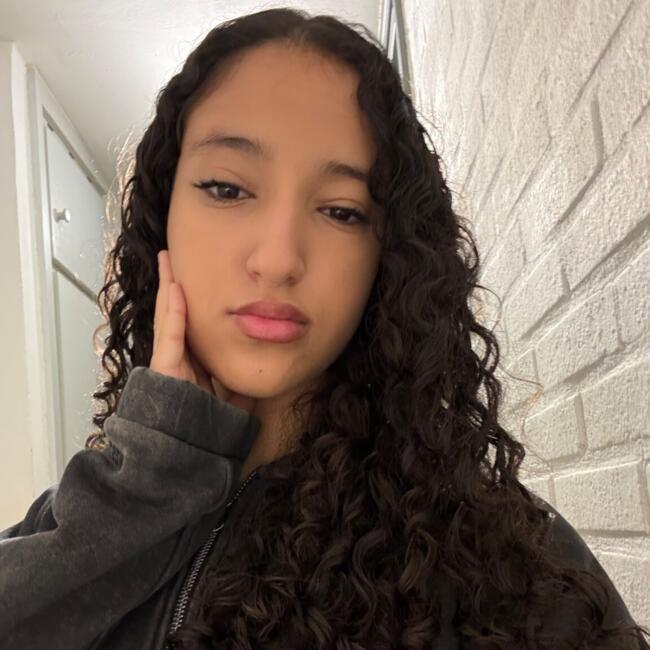 Babysitter in Maaseik: Kawtar