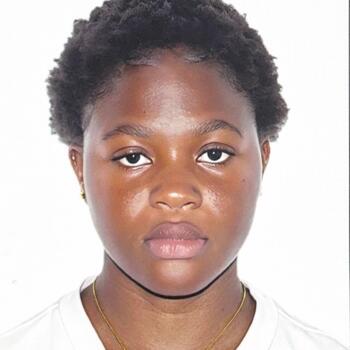Babysitter in Courbevoie: Noumouni leila