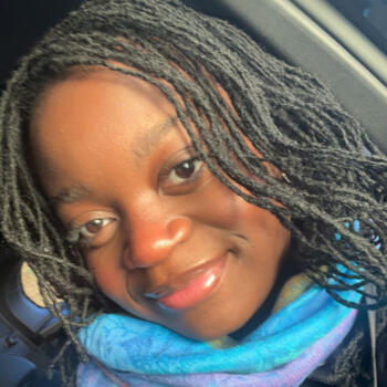 Babysitter Birmingham: Maya