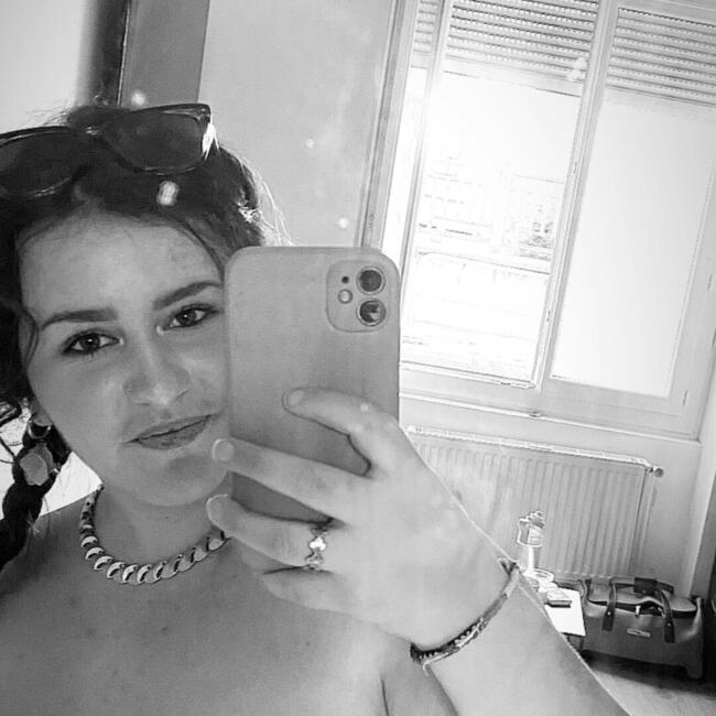 Babysitter in Saint-Etienne: Charlie
